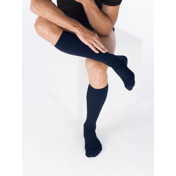 Enfile chaussette de contention homme sans ordonnance